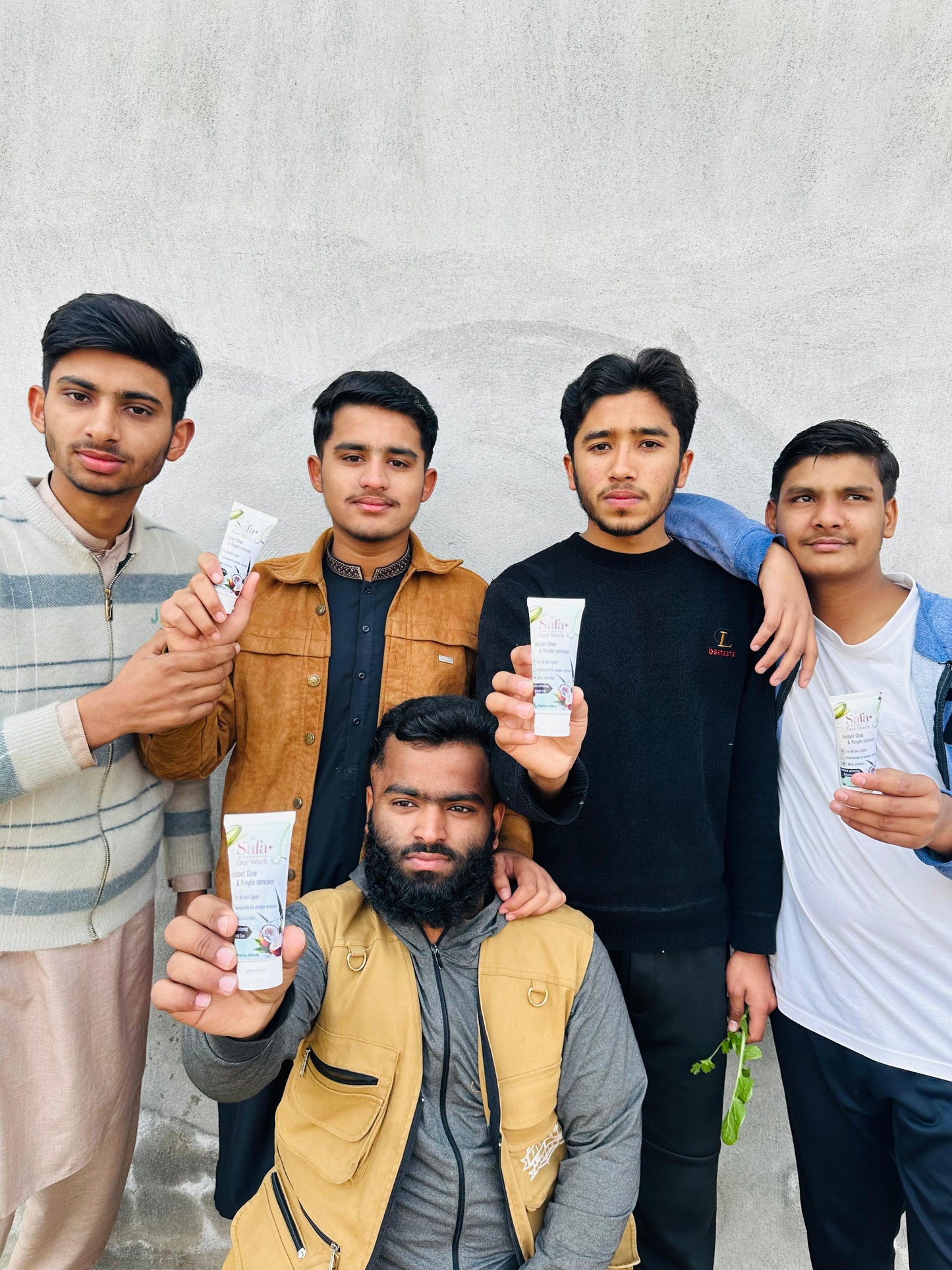 ✨ SAFA+ Glow & Pimple Clear Face Wash ✨ |